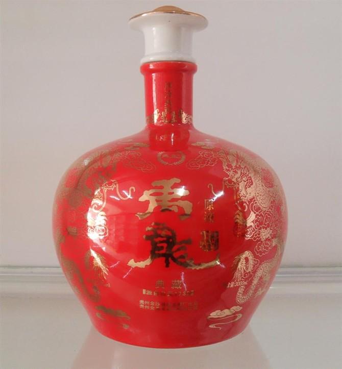 红釉陶瓷酒瓶批发