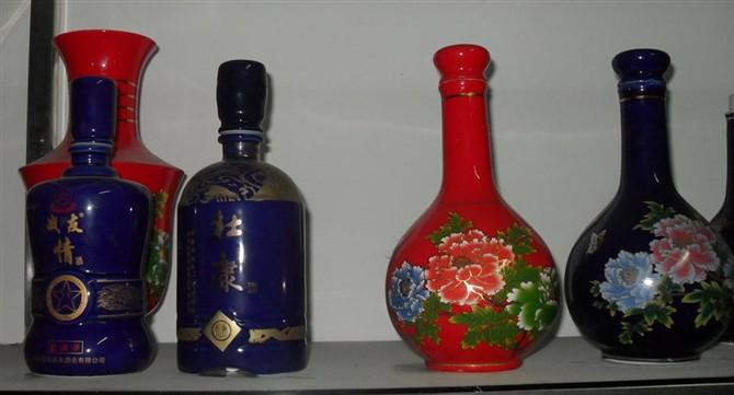 供应青花陶瓷酒瓶•红釉陶瓷酒瓶•蓝釉陶瓷酒瓶•黄釉陶瓷酒瓶•陶瓷酒瓶图片