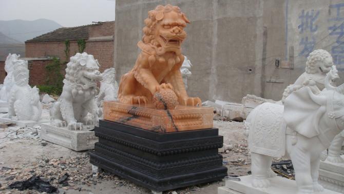 保定市石雕麒麟厂家供应石雕麒麟动物雕塑