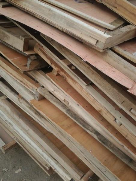 上海大量回收二手木材批发