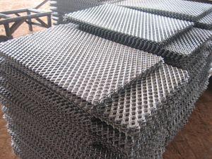 供应六角型钢板网价格及莱邦钢板网厂家图片