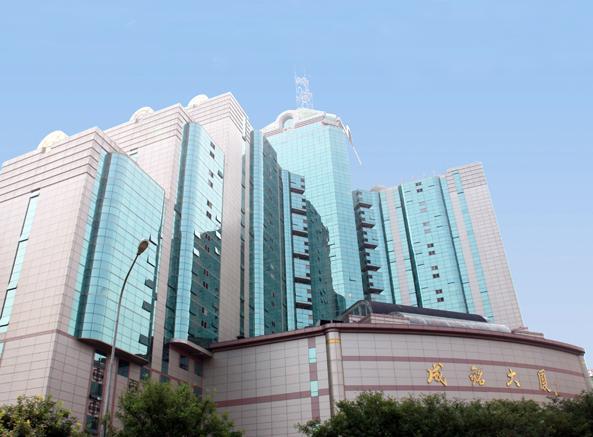 贵阳市贵州更换幕墙玻璃更换钢化玻璃公司厂家