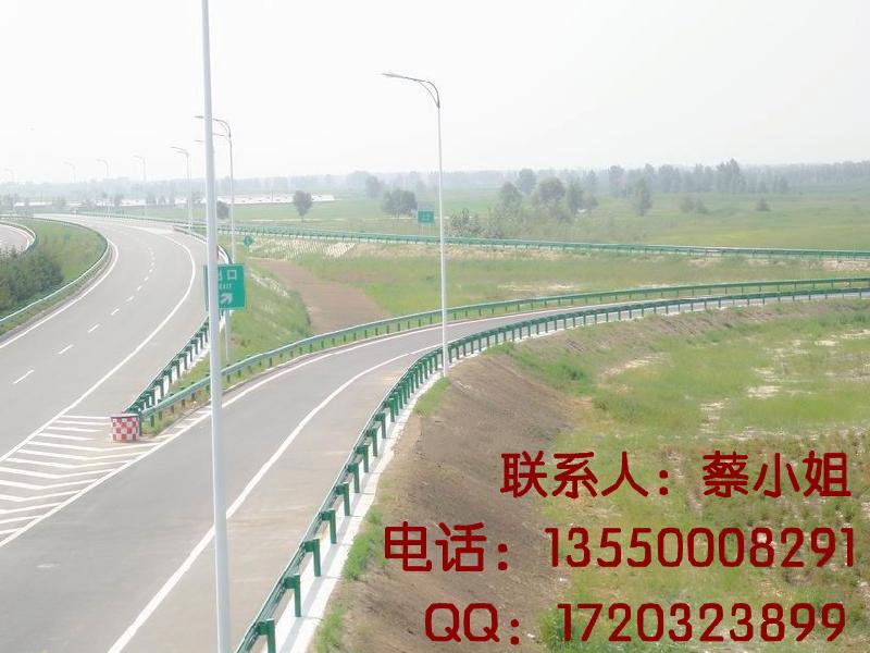 供应青海西宁波形护栏波形护栏价格公路护栏高速公路护栏厂家图片