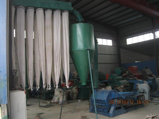 郑州市磨粉机厂家供应磨粉机