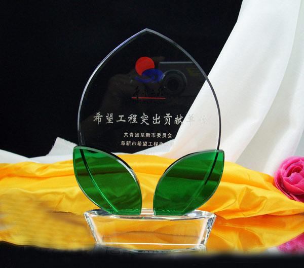 供应广州周年纪念牌奖牌制作、羽毛球水晶奖牌奖杯定做、球类水晶奖杯制作