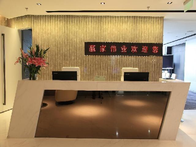 供应北京中小型办公间出租办公室办公位图片