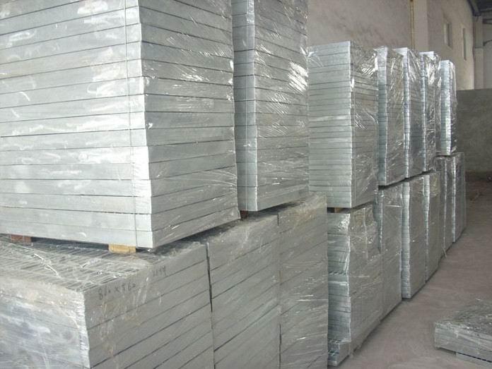 昆明市云南钢格板厂 钢格板生产厂厂家供应云南钢格板厂 钢格板生产厂  不锈钢平台钢格栅