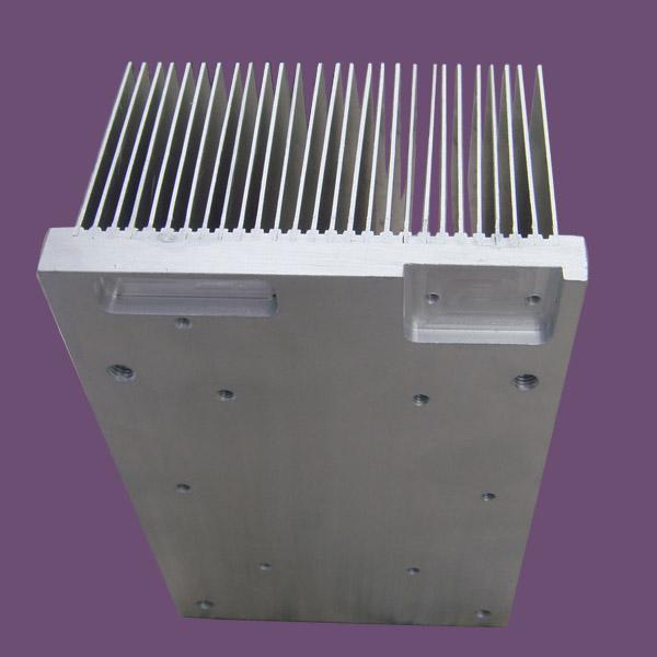 供应挤压式变频器专用散热器/插片式散热器铝挤压散热器图片