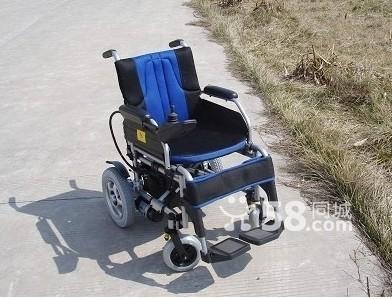 上海威之群电动轮椅车1023 可折叠 快取式电池 老年代步车图片