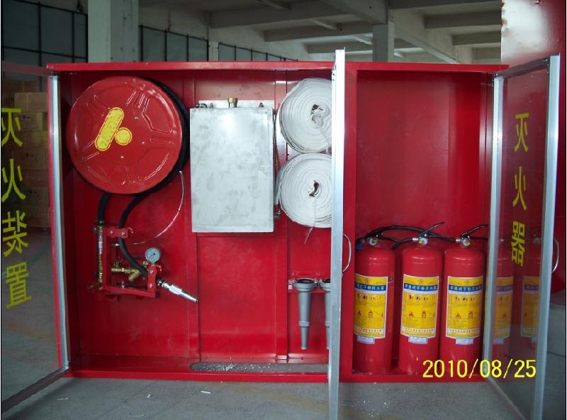 供应水成膜泡沫灭火装置箱图片