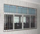 布吉区防护网不锈钢防盗网铝合金窗塑钢窗隔音窗无框阳台窗雨篷安装中心