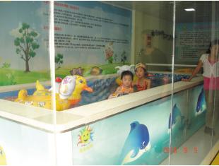 供应贵州幼儿园游泳池小孩子游泳培训班游泳池宝宝游泳培训班游泳池
