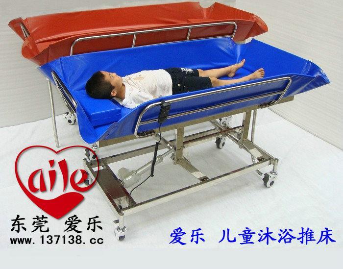 东莞市儿童沐浴推床残疾人洗澡床厂家