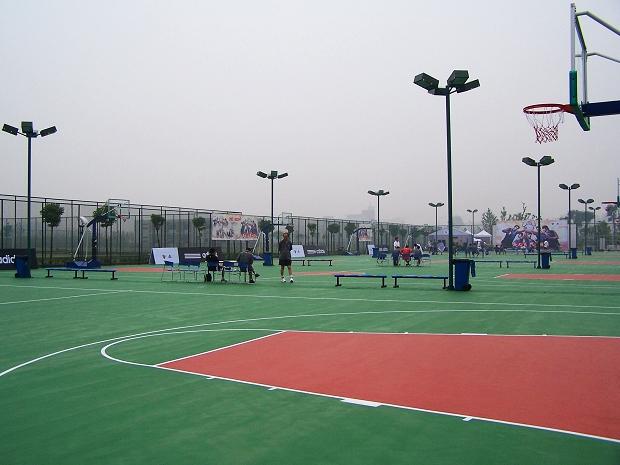 东营市东营篮球场塑胶地板施工厂家供应东营篮球场塑胶地板施工
