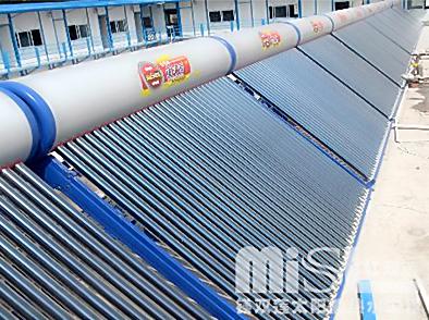 供应上海品牌家用单机太阳能热水器
