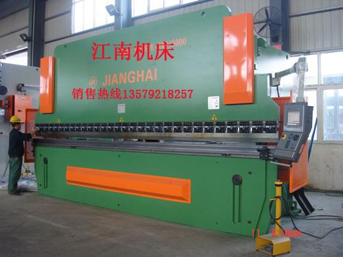 新疆生产大型液压剪板机/大型剪板机图片