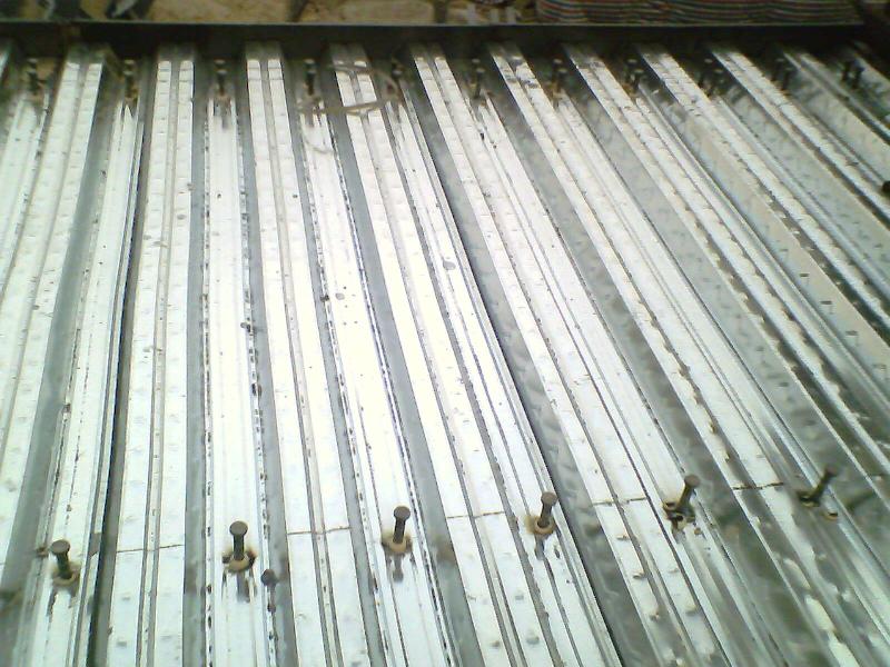 供应铝镁锰屋面系统闭口楼承板 金苏AAA级品质
