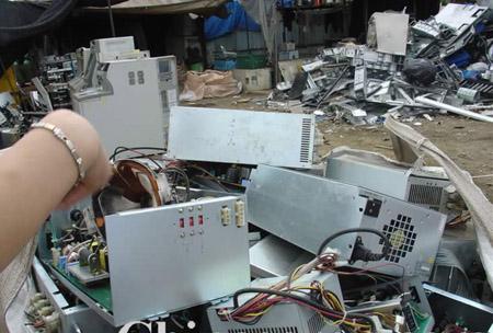 供应西安废旧电器回收，西安电瓶回收，西安电线网线回收西安废旧电器图片