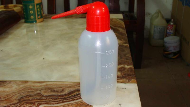 供应250ml尖嘴瓶洗瓶化工瓶试剂瓶