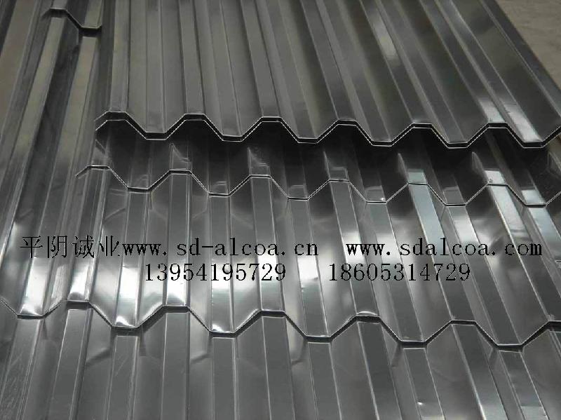供应优质保温瓦楞铝板