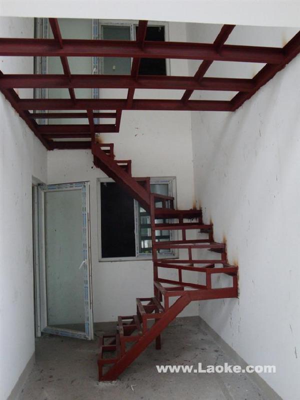 供应北京楼梯制作专业阁楼楼梯焊接制作彩钢房制作