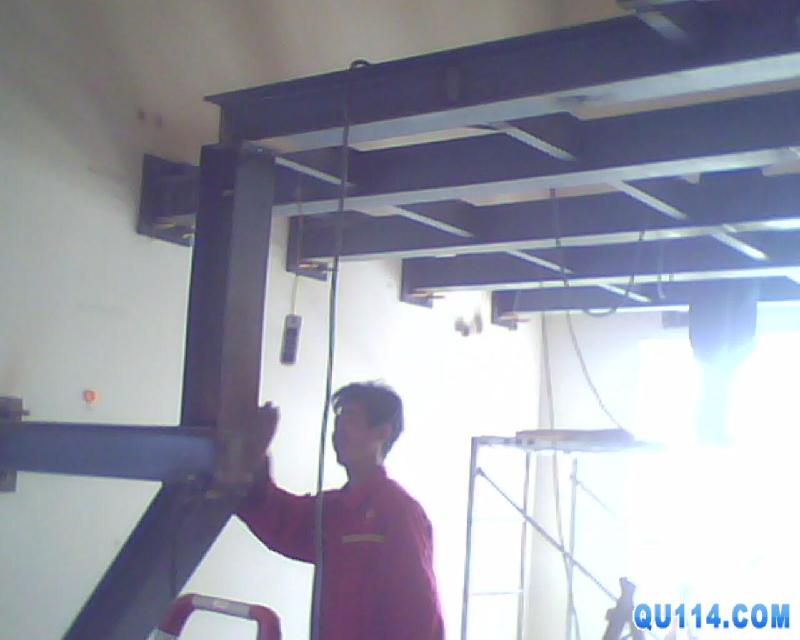 供应北京楼梯制作专业阁楼楼梯焊接制作彩钢房制作