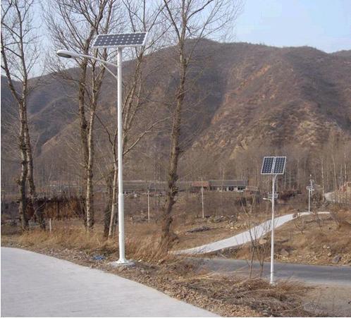供应北京太阳能灯高杆灯组合灯道路灯