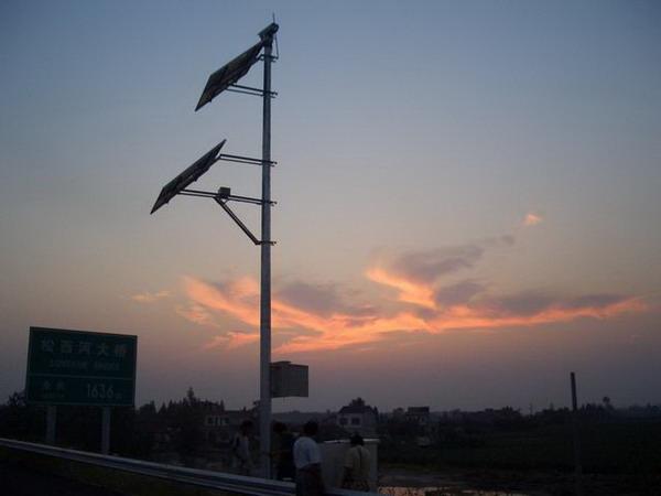 供应生产北京太阳能视频监控电源野外监控设备电源解决方案图片