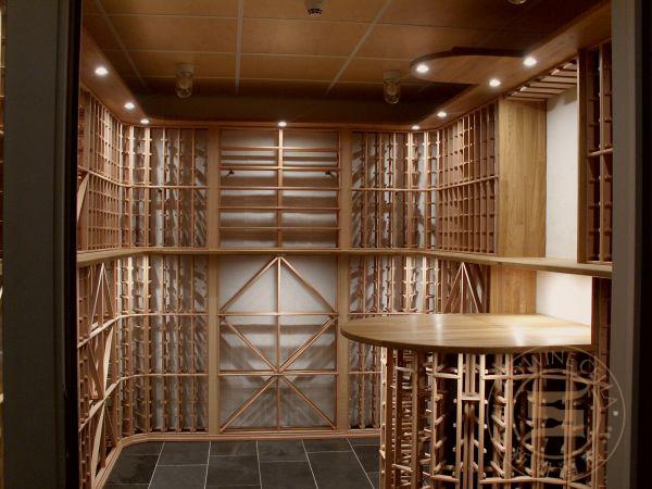 新潮酒窖供应私人酒柜设计、实木酒柜设计