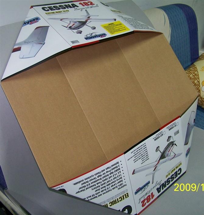 供应专业300克灰卡+A3大纸盒瓦楞大彩盒UV大彩箱超长春联等生产