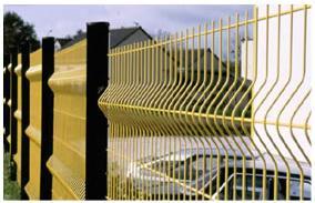 成都市侵塑护栏网各种栅栏厂家供应侵塑护栏网，各种栅栏定制生产加工。