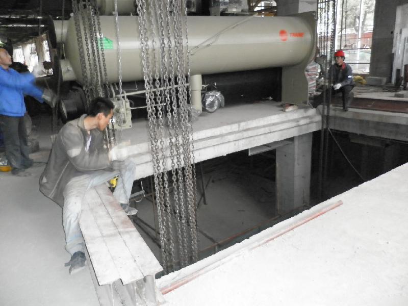 北京市北京冷水机组吊装搬运设备吊装厂家