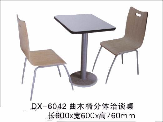 九江玻璃钢餐桌，九江玻璃钢餐桌椅批发，九江玻璃钢餐桌椅生产厂家