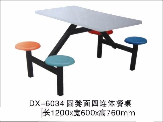 供应江西餐桌玻璃钢餐桌员工餐桌餐椅