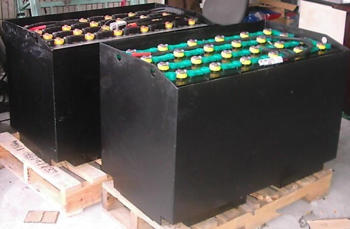 供应小松KOMATSU叉车电瓶,FB15EX,原厂生产,德国机器制作图片