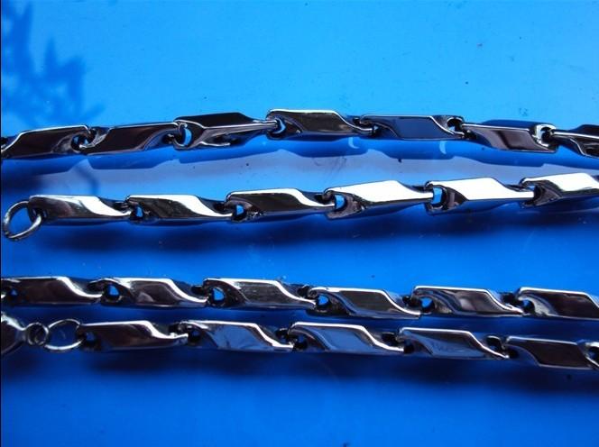 供应最新不锈钢方形项链,钛钢方形链子，链条项链定做，厂家加工方形链子图片