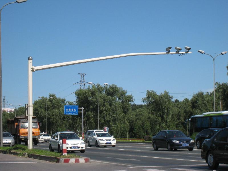 供应监控杆交通标示杆监控杆生产厂