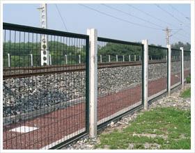 供应铁路护栏网，铁路围栏网，铁路防护网