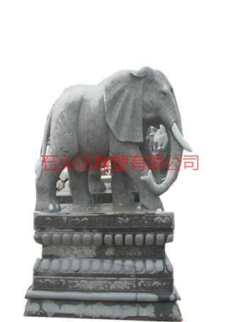 供应青石大象雕塑/汉白玉石狮雕塑/青石麒麟雕塑