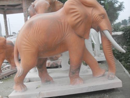供应烟台市晚霞红大象石雕/各种大象雕塑/园林景区动物石雕