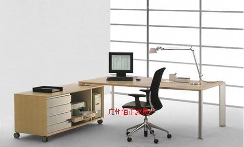 广州办公家具厂供应板式办公家具，板式办公屏风，高档经理板式大班台