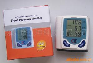 供应腕式血压仪带脉博心跳电子血压计