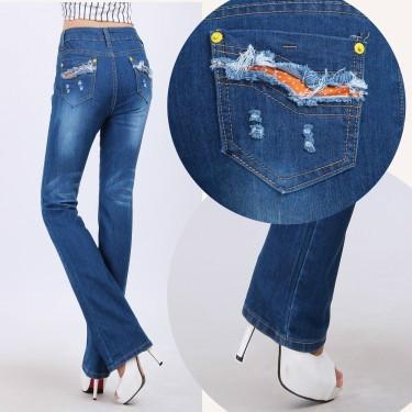 供应新款上市超显瘦提臀小微喇牛仔裤图片