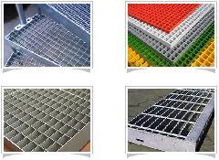 供应标准压锁钢格板、格栅板、踏步板、热镀锌钢格板。