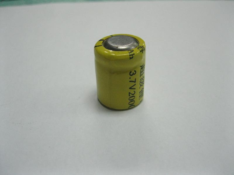 供应电子烟铝壳圆柱形锂电池东莞厂家图片