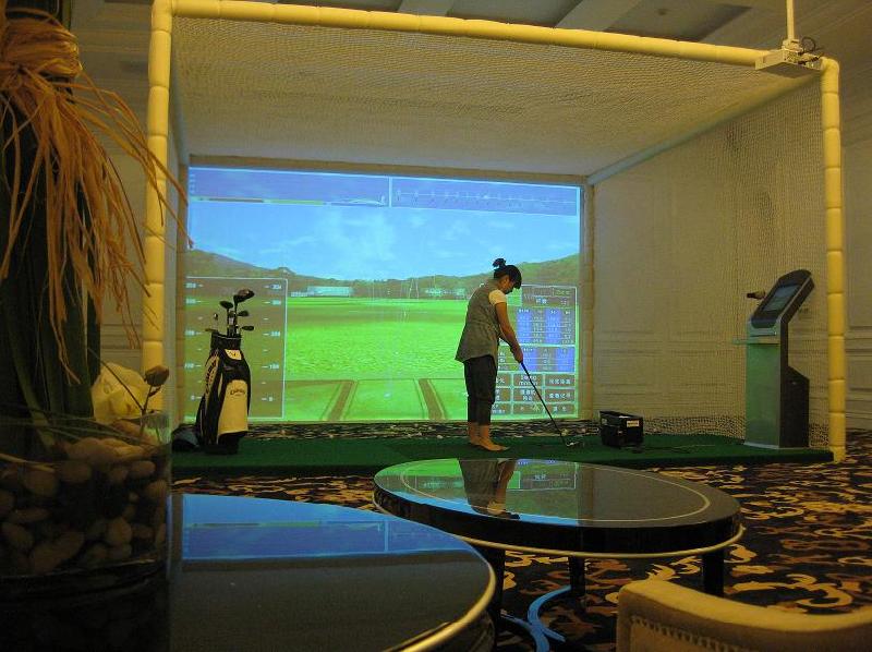 供应北京厂家单屏环屏三屏高尔夫模拟器