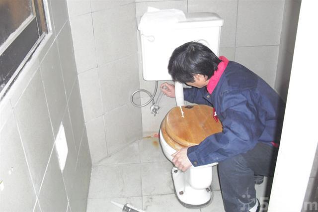 供应上海长宁区专业安装疏通马桶维修/疏通下水管道/疏通厨房洗菜池