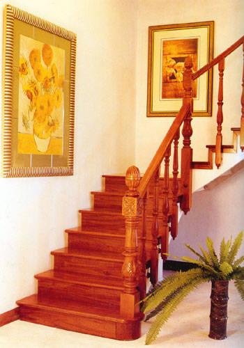 供应上海哪里有做实木楼梯的，室内实木楼梯，消防楼梯