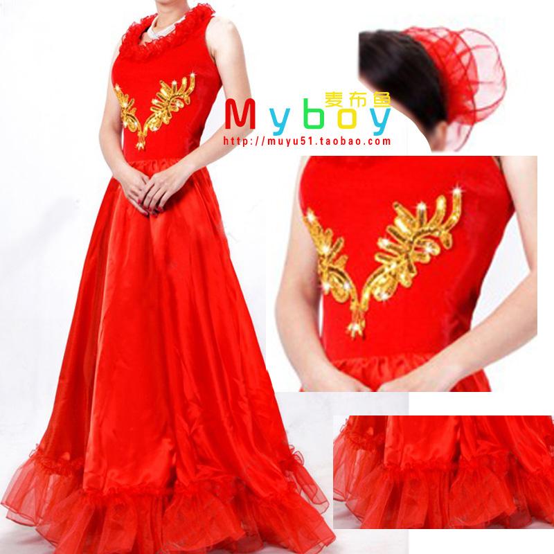 供应红色540度大摆裙，北京大摆裙服装定做，连体加胸花，头花