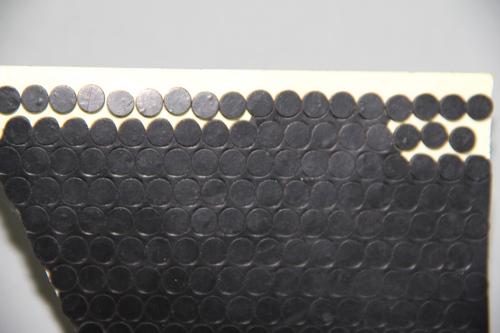 供应黑色橡胶垫电子称橡胶垫防滑格纹橡胶垫，双面胶自粘型